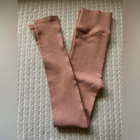 Free People Movement Peach Gold Glitter Waffle Knit High Rise Leggings Sz S NWOT - Picture 1 of 6